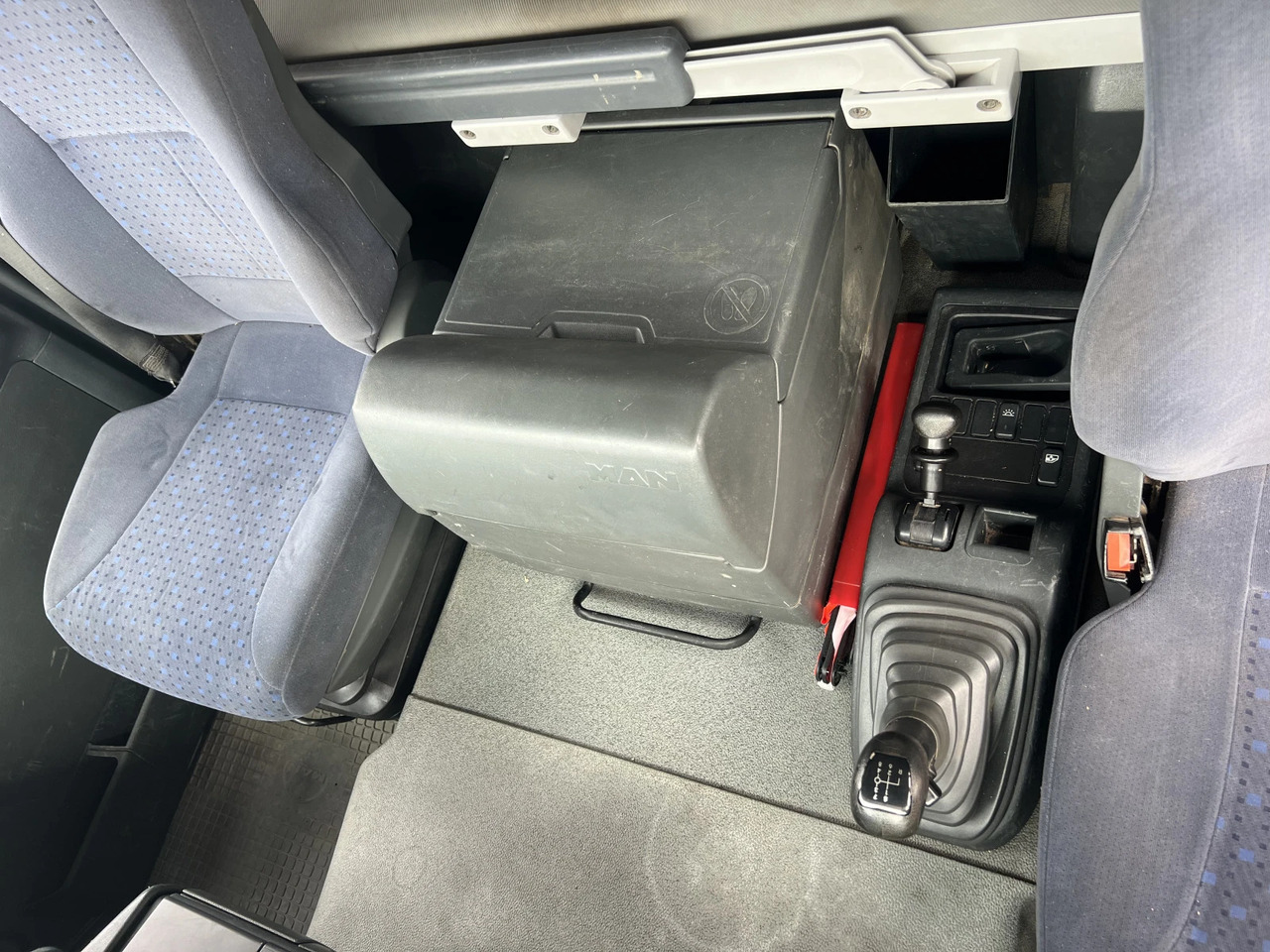 翻斗车, 起重车 Man Tga 6х4, Самосвал с Кран:图14 翻斗车, 起重车 Man Tga 6х4, Самосвал с Кран:图14