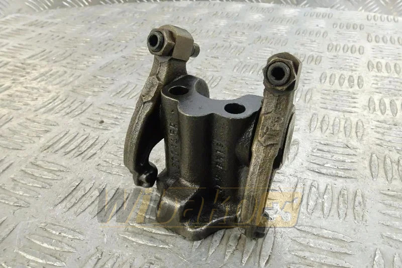 Deutz 04515734 - 汽缸盖 适用于 建筑机械:图1 Deutz 04515734 - 汽缸盖 适用于 建筑机械:图1