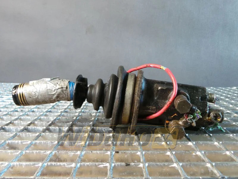 Liebherr A900 9266156 - 液压阀 适用于 建筑机械:图1 Liebherr A900 9266156 - 液压阀 适用于 建筑机械:图1