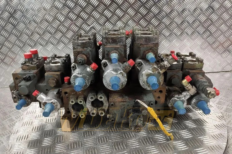 Liebherr R924 HDSL - 液压阀 适用于 建筑机械:图2 Liebherr R924 HDSL - 液压阀 适用于 建筑机械:图2