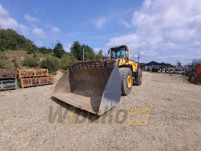 Volvo L220E - 轮式装载机:图2 Volvo L220E - 轮式装载机:图2