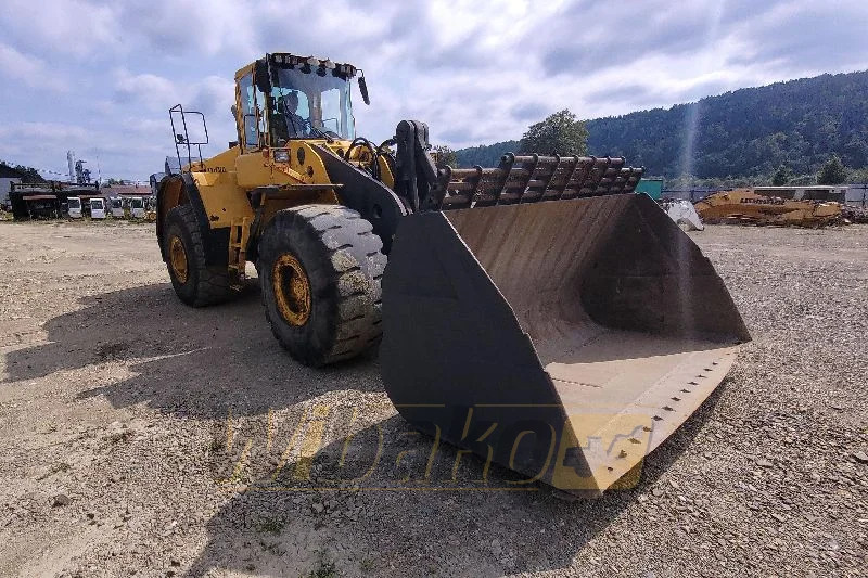 Volvo L220E - 轮式装载机:图3 Volvo L220E - 轮式装载机:图3
