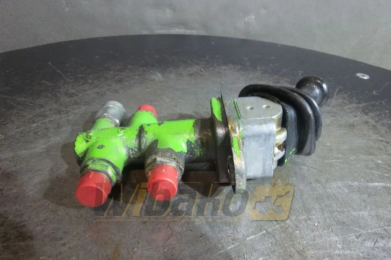 Wabco 4674100120 - 液压阀 适用于 建筑机械:图1 Wabco 4674100120 - 液压阀 适用于 建筑机械:图1