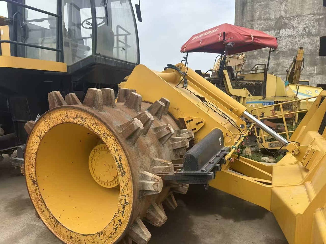 CATERPILLAR 6G - 压实机:图2 CATERPILLAR 6G - 压实机:图2