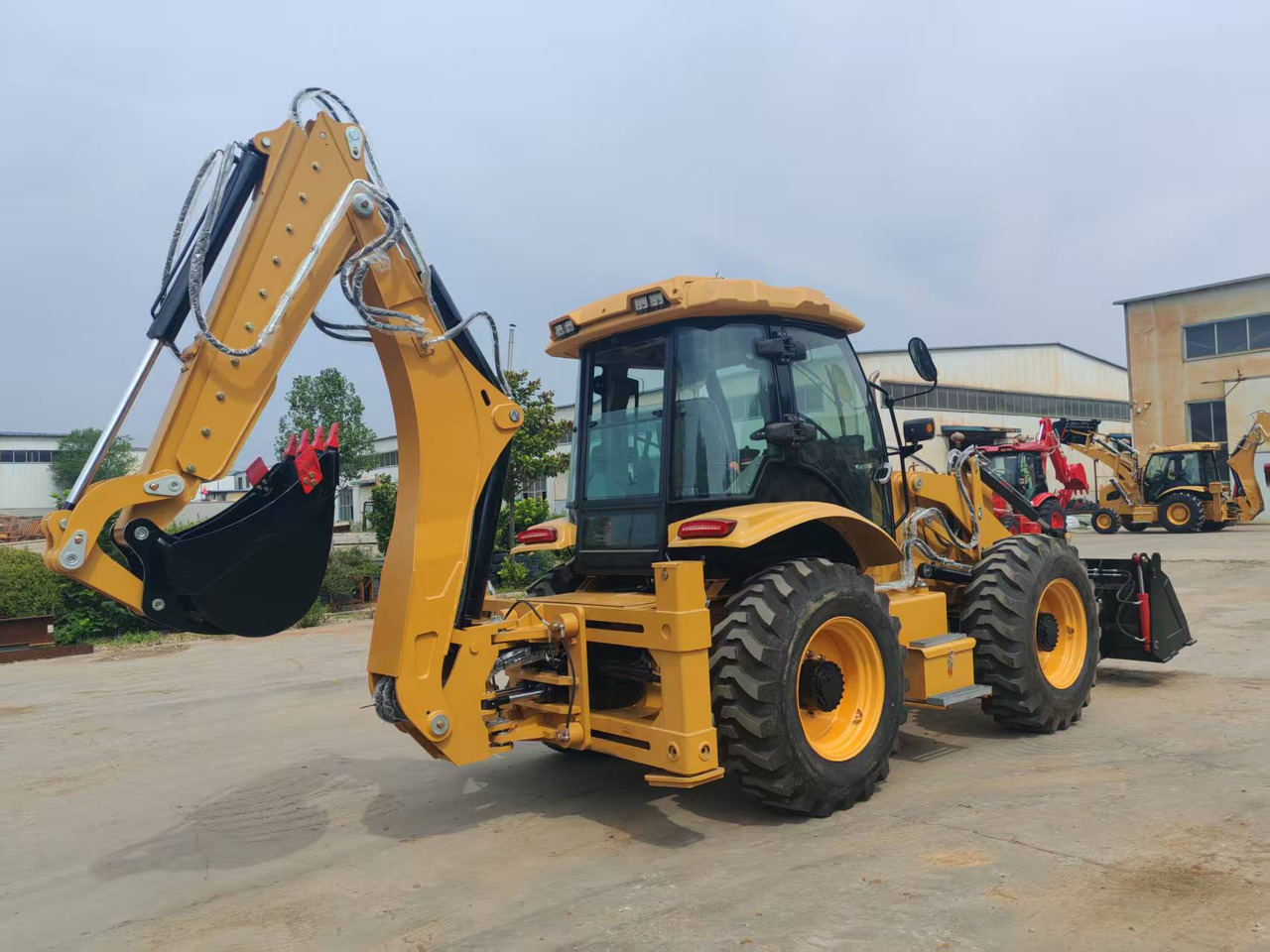 CATERPILLAR ZY-388 - 反铲装载机:图5 CATERPILLAR ZY-388 - 反铲装载机:图5