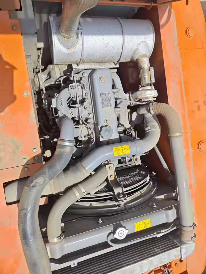 HITACHI ZX160 - 履带式挖掘机:图5 HITACHI ZX160 - 履带式挖掘机:图5