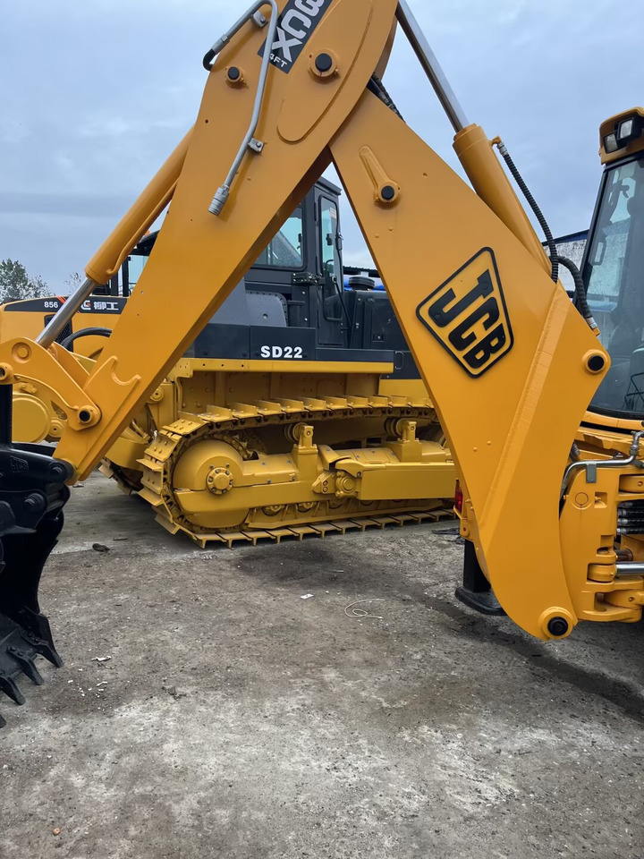 JCB - 反铲装载机:图4 JCB - 反铲装载机:图4