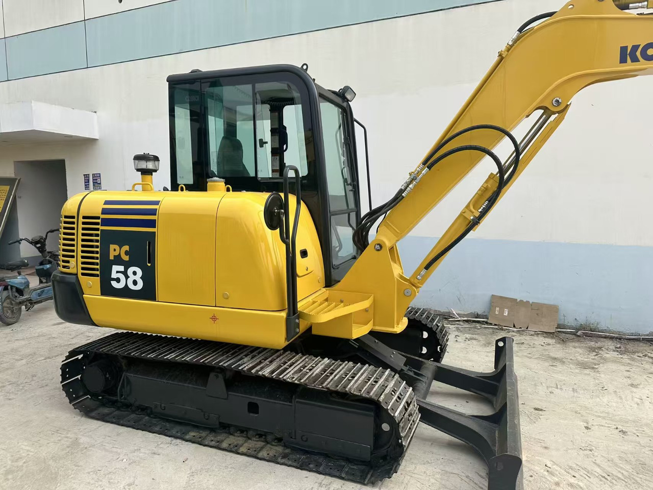 KOMATSU PC58 - 小型挖掘机:图1 KOMATSU PC58 - 小型挖掘机:图1