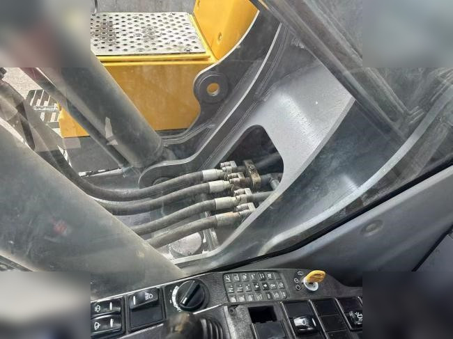 VOLVO EC480D - 履带式挖掘机:图3 VOLVO EC480D - 履带式挖掘机:图3