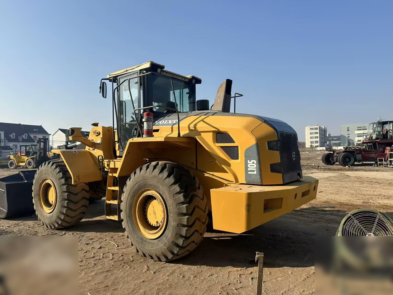 VOLVO L105 - 轮式装载机:图3 VOLVO L105 - 轮式装载机:图3