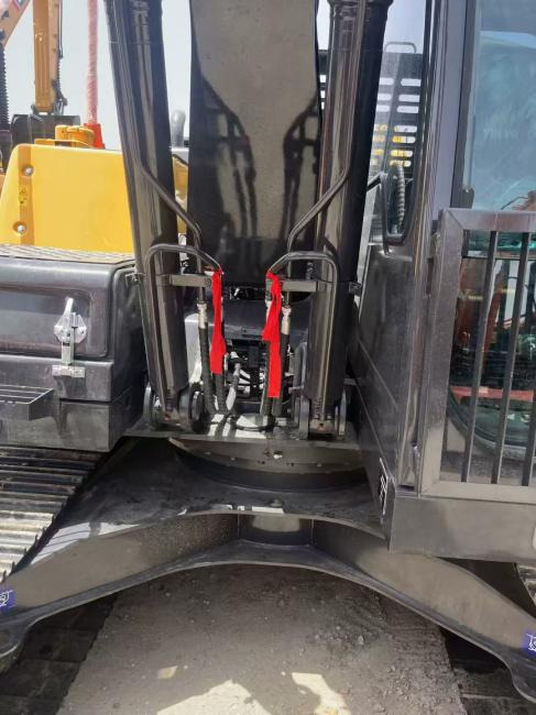 履带式挖掘机 volvo EC140：图11