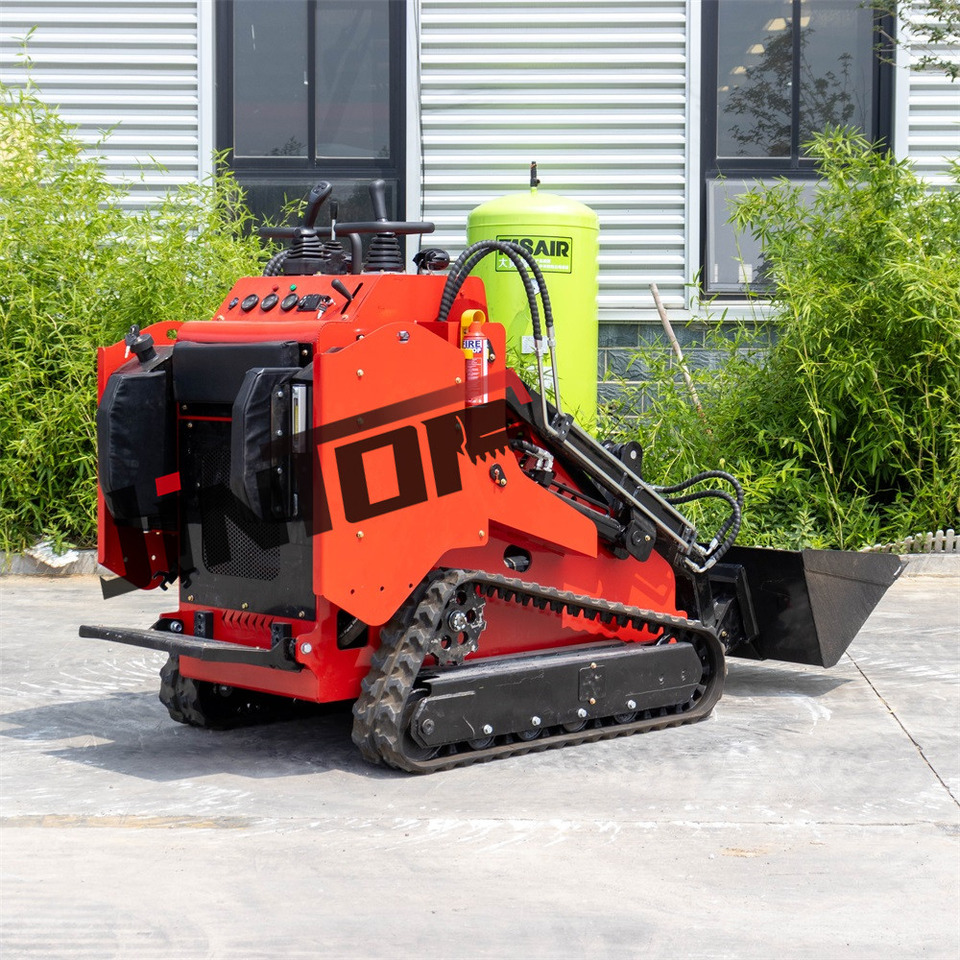 Powerful skid steer loader with different attachments - 紧凑型轨道装载机:图3 Powerful skid steer loader with different attachments - 紧凑型轨道装载机:图3