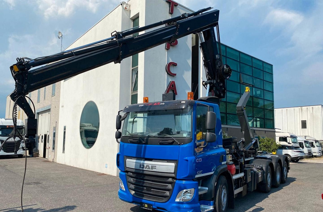 DAF CF 400 IMPIANTO SCARRABILE E GRU - 吊钩升降车, 起重车:图1 DAF CF 400 IMPIANTO SCARRABILE E GRU - 吊钩升降车, 起重车:图1