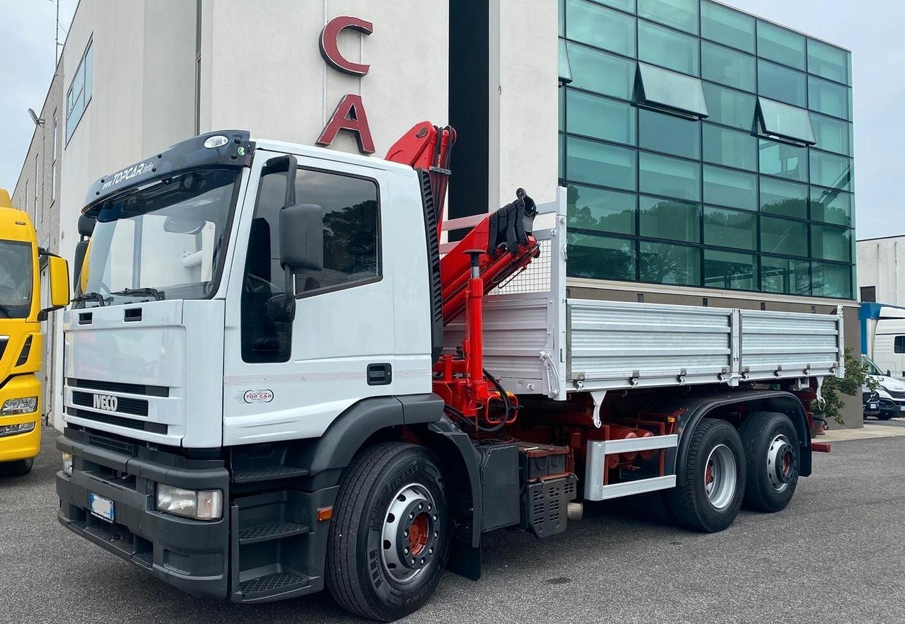 IVECO 440E38 RIBALTABILE TRILATERALE E GRU FASSI - 栏板式/ 平板卡车, 起重车:图1 IVECO 440E38 RIBALTABILE TRILATERALE E GRU FASSI - 栏板式/ 平板卡车, 起重车:图1