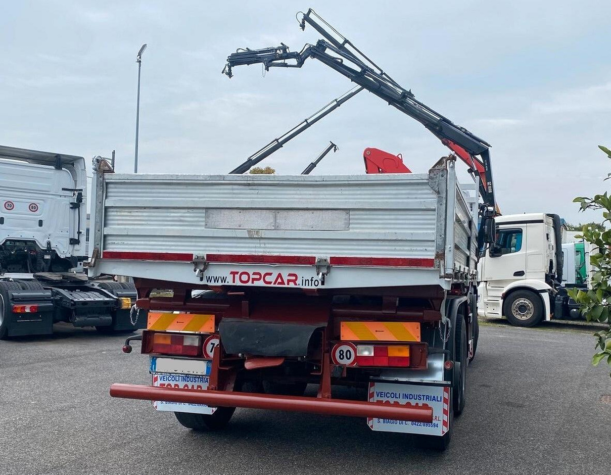 IVECO 440E38 RIBALTABILE TRILATERALE E GRU FASSI - 栏板式/ 平板卡车, 起重车:图4 IVECO 440E38 RIBALTABILE TRILATERALE E GRU FASSI - 栏板式/ 平板卡车, 起重车:图4