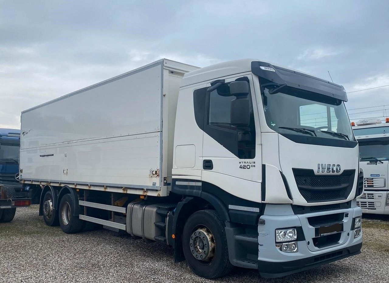 IVECO STRALIS 420 CASSONE E SPONDA EURO 6 2015 - 厢式卡车:图1 IVECO STRALIS 420 CASSONE E SPONDA EURO 6 2015 - 厢式卡车:图1