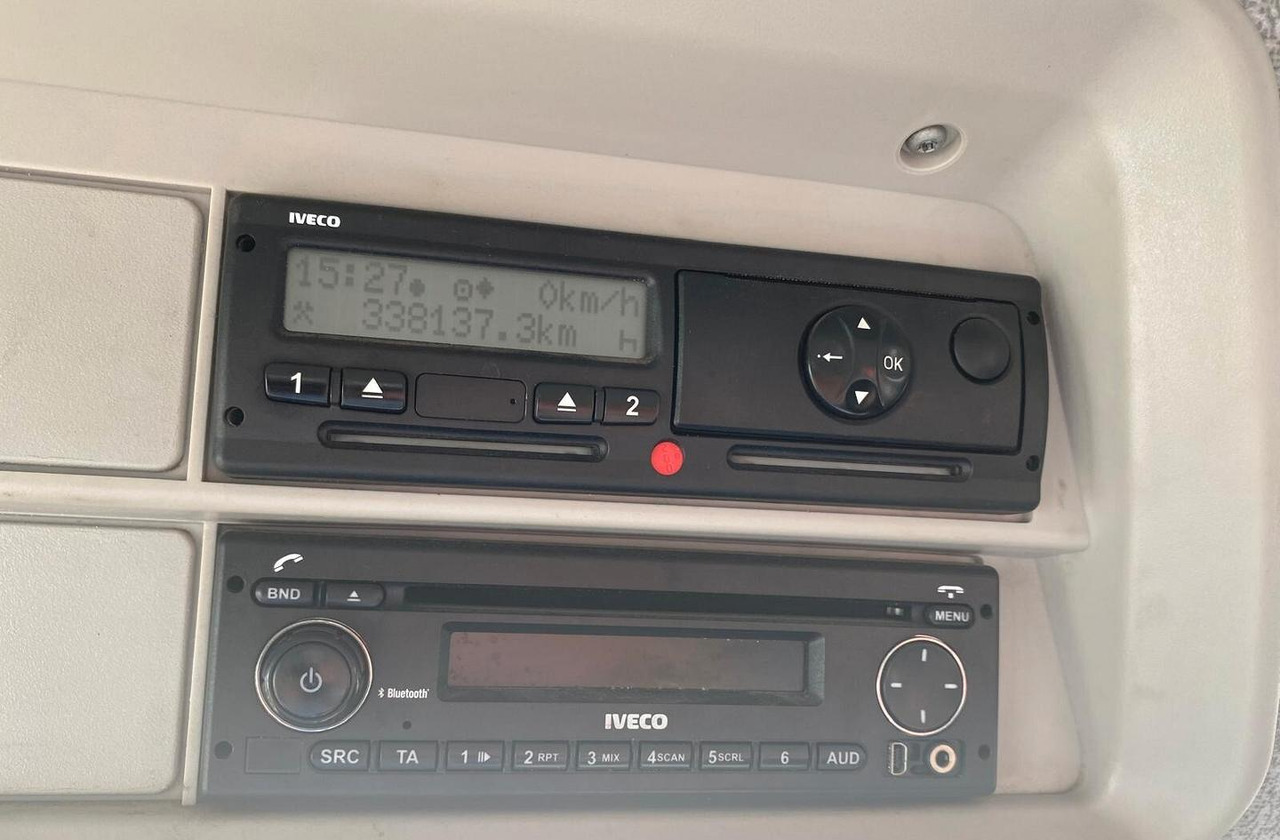 IVECO STRALIS AD260S36 CASSONE FISSO E GRU - 栏板式/ 平板卡车, 起重车:图5 IVECO STRALIS AD260S36 CASSONE FISSO E GRU - 栏板式/ 平板卡车, 起重车:图5