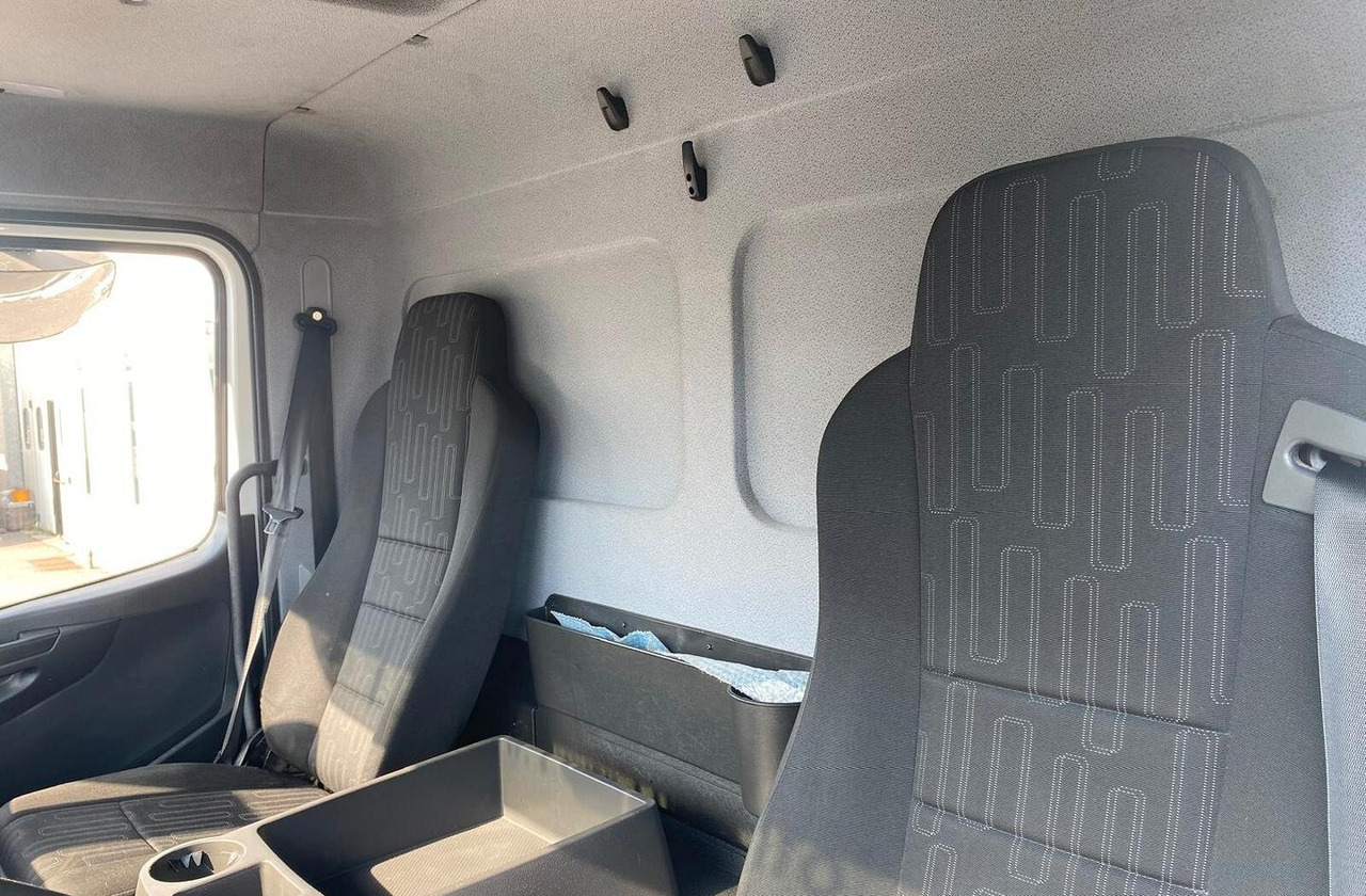 MERCEDES 816 ATEGO CASSONE E SPONDA 2018 EURO 6 租赁 MERCEDES 816 ATEGO CASSONE E SPONDA 2018 EURO 6:图10 MERCEDES 816 ATEGO CASSONE E SPONDA 2018 EURO 6 租赁 MERCEDES 816 ATEGO CASSONE E SPONDA 2018 EURO 6:图10