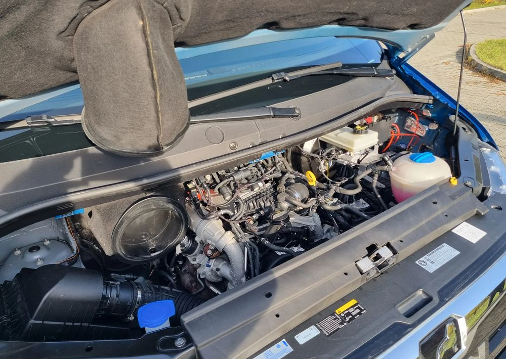 无侧窗厢式货车 MAN TGE：图28