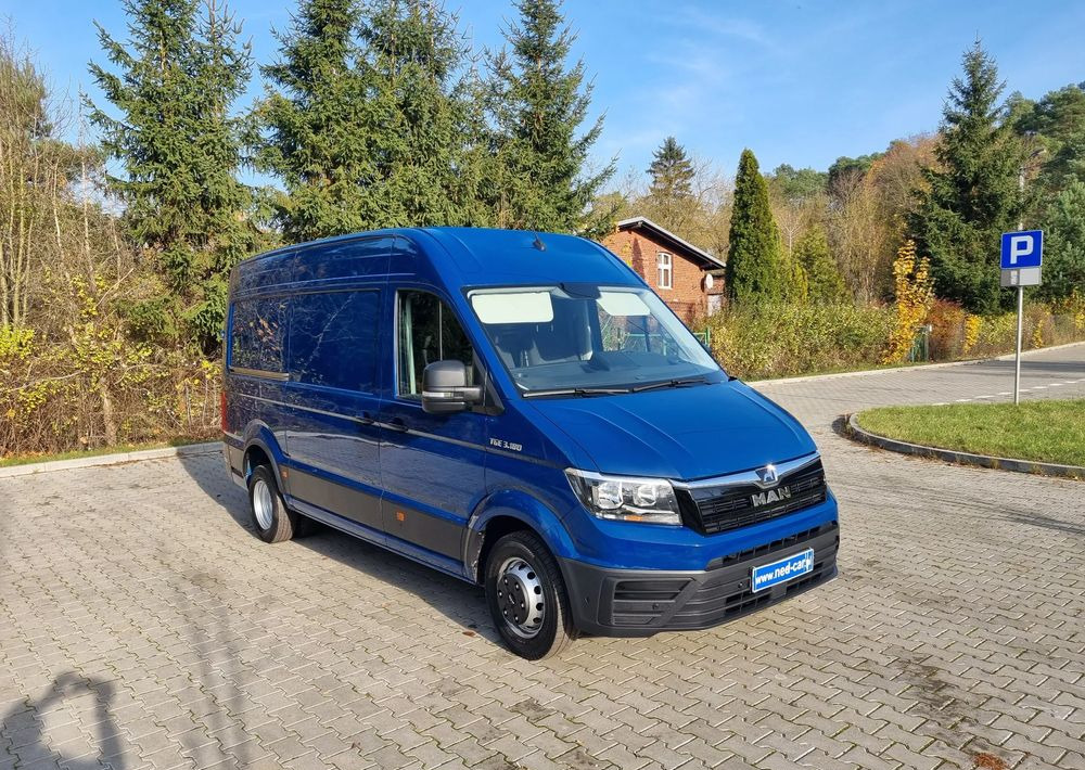 无侧窗厢式货车 MAN TGE：图6