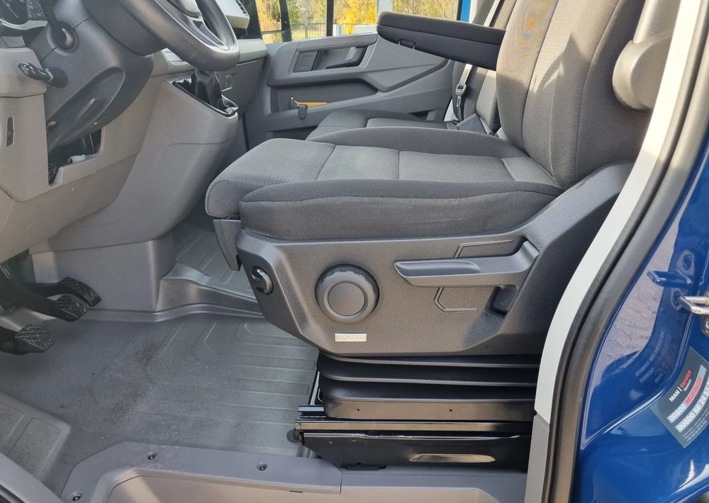 无侧窗厢式货车 MAN TGE：图18