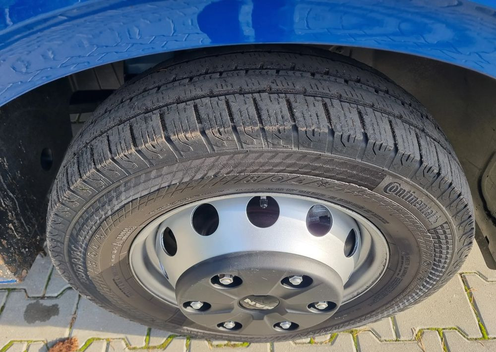 无侧窗厢式货车 MAN TGE：图30