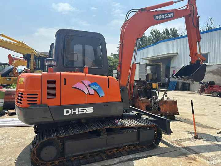 90% New Mini Excavator Doosan DH55 Second-hand Excavator 5 Ton Mini Used Excavator for Sale in Low Price - 小型挖掘机:图5 90% New Mini Excavator Doosan DH55 Second-hand Excavator 5 Ton Mini Used Excavator for Sale in Low Price - 小型挖掘机:图5