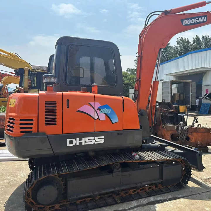 90% New Mini Excavator Doosan DH55 Second-hand Excavator 5 Ton Mini Used Excavator for Sale in Low Price - 小型挖掘机:图1 90% New Mini Excavator Doosan DH55 Second-hand Excavator 5 Ton Mini Used Excavator for Sale in Low Price - 小型挖掘机:图1