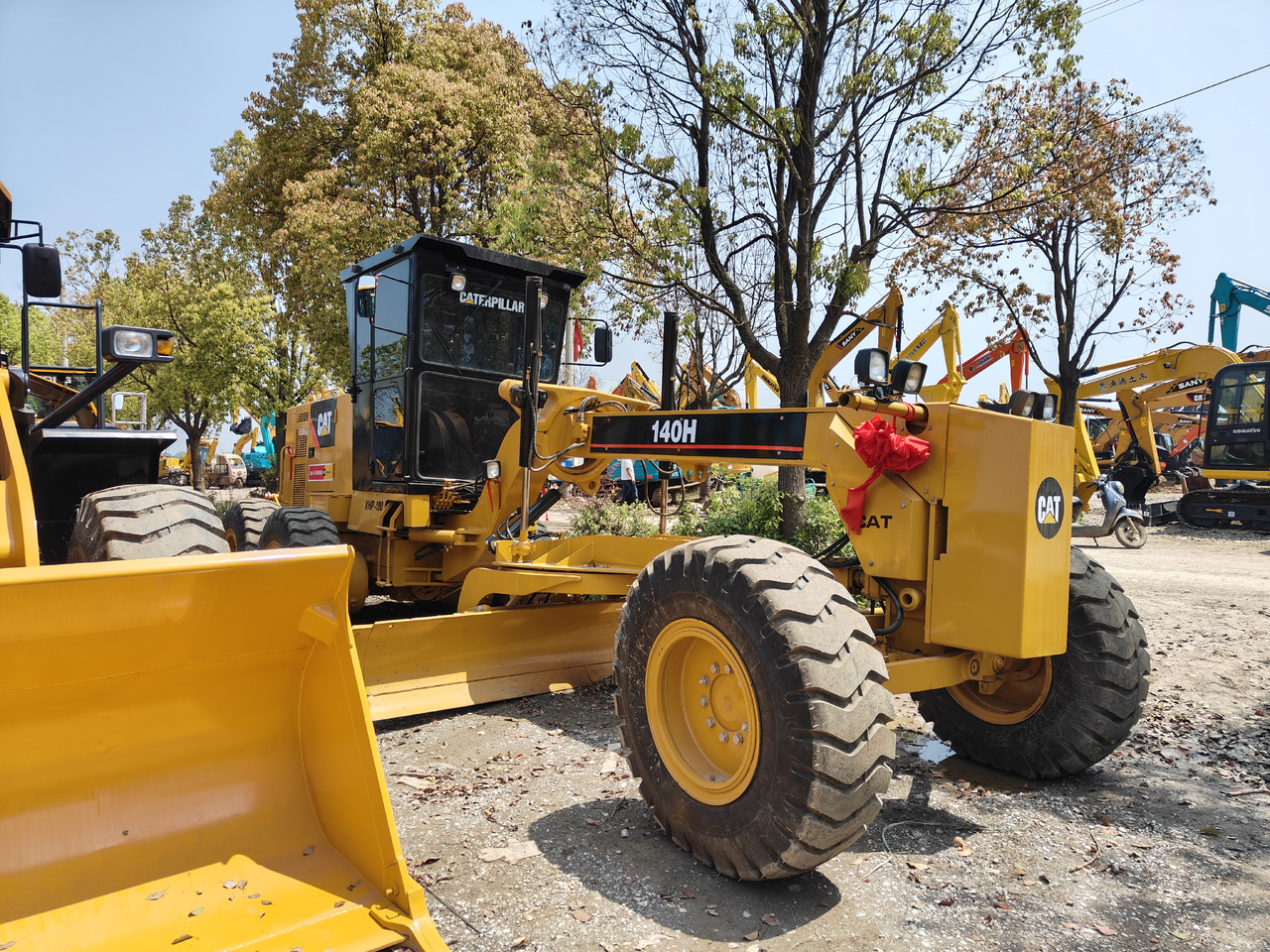 CATERPILLAR 140H construction machine good price in stock - 平路机:图1 CATERPILLAR 140H construction machine good price in stock - 平路机:图1