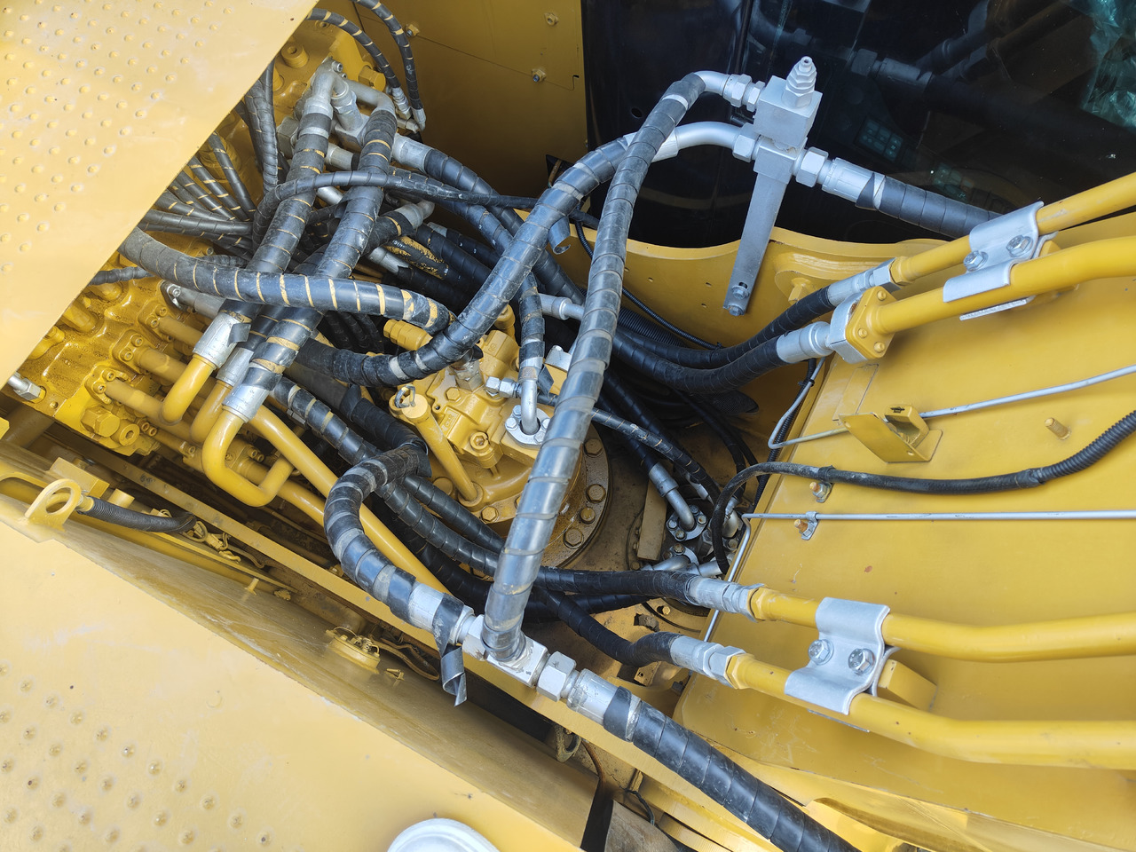 履带式挖掘机 CATERPILLAR 95% New Well Maintained Low Working Hours Used Excavator CAT320D CAT320d Used Excavator for Sale at the Lowest Price [ Copy ]：图6