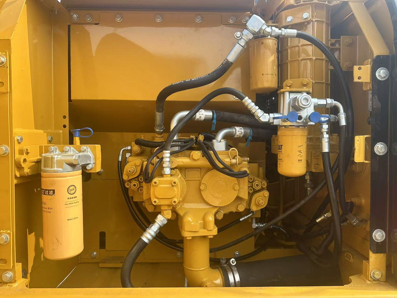 CATERPILLAR Used Digger CAT 323DL Construction Machinery Construction Digger Used CAT 323DL Cheap Excavator - 建筑机械:图5 CATERPILLAR Used Digger CAT 323DL Construction Machinery Construction Digger Used CAT 323DL Cheap Excavator - 建筑机械:图5