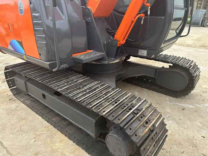 Cheap Price Hitachi ZX70 Used Excavator for Sale Used 6 Tons Hitachi Mini Excavator with Good Performance - 小型挖掘机:图5 Cheap Price Hitachi ZX70 Used Excavator for Sale Used 6 Tons Hitachi Mini Excavator with Good Performance - 小型挖掘机:图5