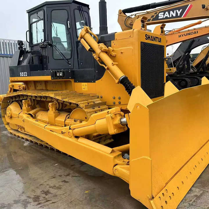 China Famous Brand Used Shantui SD22 Crawler Bulldozer Low Price Running Working Condition for Sale SD16/SD22/SD32 in Stock - 推土机:图1 China Famous Brand Used Shantui SD22 Crawler Bulldozer Low Price Running Working Condition for Sale SD16/SD22/SD32 in Stock - 推土机:图1