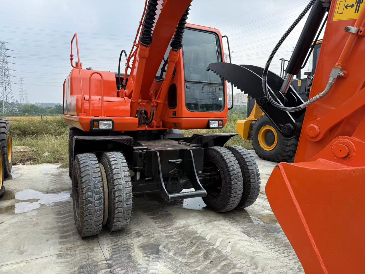 DOOSAN Good Condition Original Doosan DH150w-7 Wheel Excavator 15 Tons Used Doosan Dh150w-7 Excavator Used Wheel Excavator for Sale - 轮式挖掘机:图5 DOOSAN Good Condition Original Doosan DH150w-7 Wheel Excavator 15 Tons Used Doosan Dh150w-7 Excavator Used Wheel Excavator for Sale - 轮式挖掘机:图5