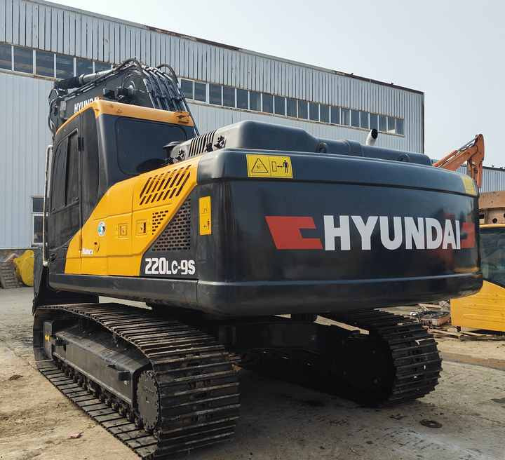 Hyundai Digger 220lc-9s Second Hand Korea Made High Performance Machine Hyundai Excavator for Sale - 履带式挖掘机:图1 Hyundai Digger 220lc-9s Second Hand Korea Made High Performance Machine Hyundai Excavator for Sale - 履带式挖掘机:图1
