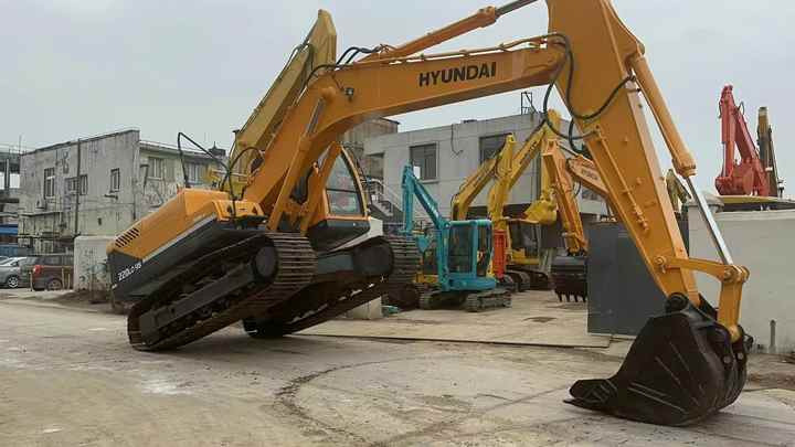 Hyundai Digger 220lc-9s Second Hand Korea Made High Performance Machine Hyundai Excavator for Sale - 履带式挖掘机:图2 Hyundai Digger 220lc-9s Second Hand Korea Made High Performance Machine Hyundai Excavator for Sale - 履带式挖掘机:图2