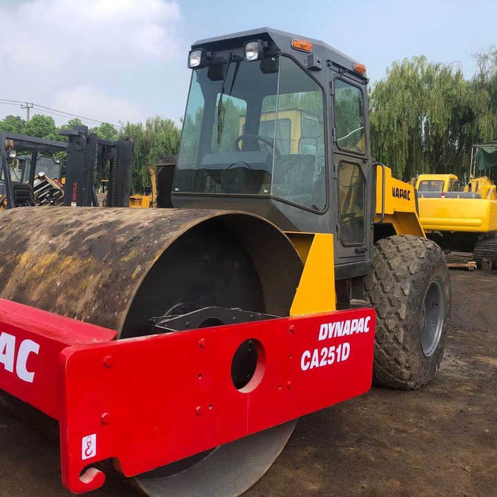 Used Dynapac Ca251d Road Roller for Sale Dynapac Ca251d Ca301d Road Roller - 压实机:图1 Used Dynapac Ca251d Road Roller for Sale Dynapac Ca251d Ca301d Road Roller - 压实机:图1
