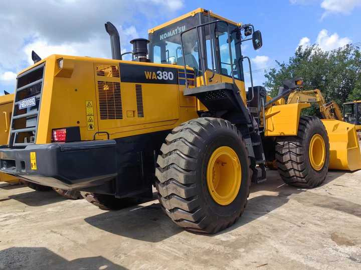 Used komatsu Wa380-6 Wheel Loader for Sale Japan Brand komatsu Wa380 -3 0380-65 470-3 Loader - 轮式装载机:图5 Used komatsu Wa380-6 Wheel Loader for Sale Japan Brand komatsu Wa380 -3 0380-65 470-3 Loader - 轮式装载机:图5