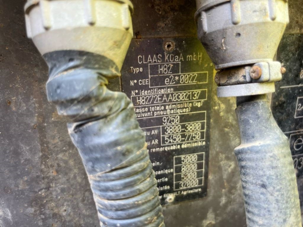Claas Ares 697 - 拖拉机:图2 Claas Ares 697 - 拖拉机:图2