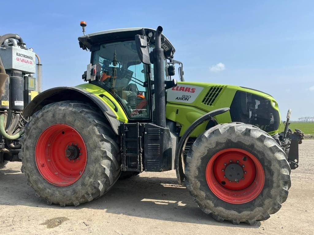 Claas Axion 830 - 拖拉机:图1 Claas Axion 830 - 拖拉机:图1