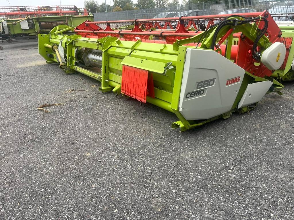 Claas CERIO 680 - 收割机附件:图1 Claas CERIO 680 - 收割机附件:图1