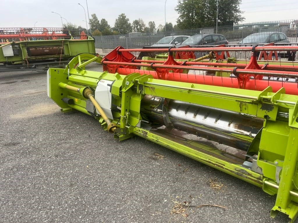 Claas CERIO 680 - 收割机附件:图5 Claas CERIO 680 - 收割机附件:图5