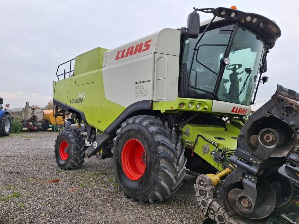 Claas Lexion 740 - 联合收割机:图1 Claas Lexion 740 - 联合收割机:图1