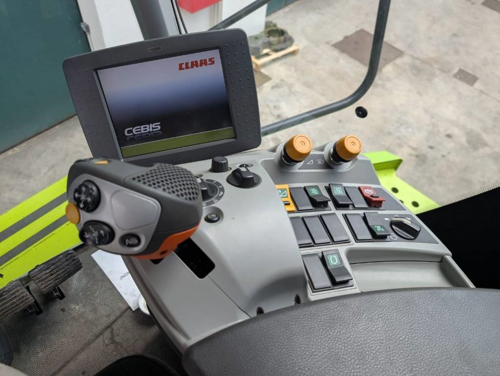 Claas Lexion 760 TT - 联合收割机:图2 Claas Lexion 760 TT - 联合收割机:图2