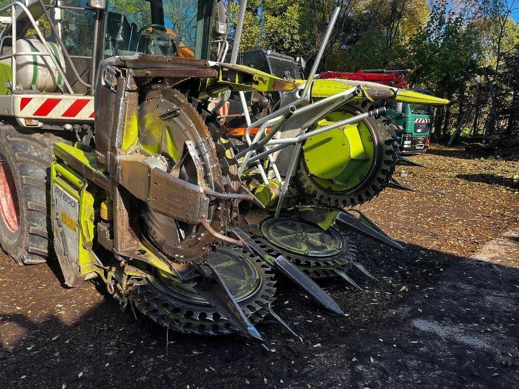 Claas RU 600 - 饲料收割机:图2 Claas RU 600 - 饲料收割机:图2