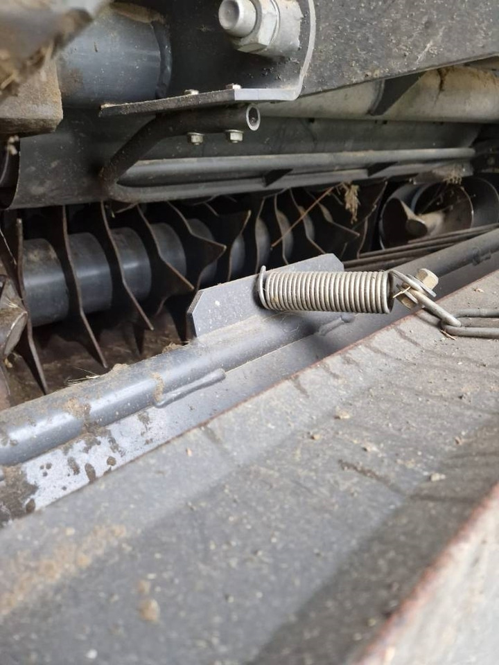 Claas VARIANT 380 PRO RF  - 圆形打包机:图3 Claas VARIANT 380 PRO RF  - 圆形打包机:图3