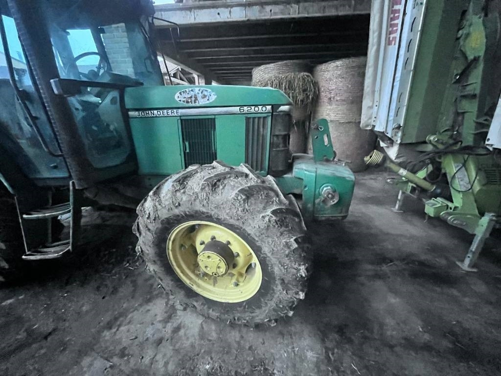 John Deere 6200 - 拖拉机:图2 John Deere 6200 - 拖拉机:图2