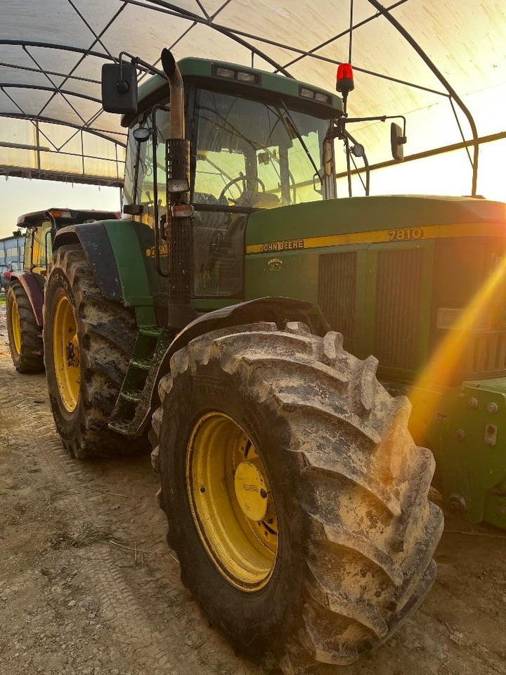 John Deere 7810 - 拖拉机:图2 John Deere 7810 - 拖拉机:图2