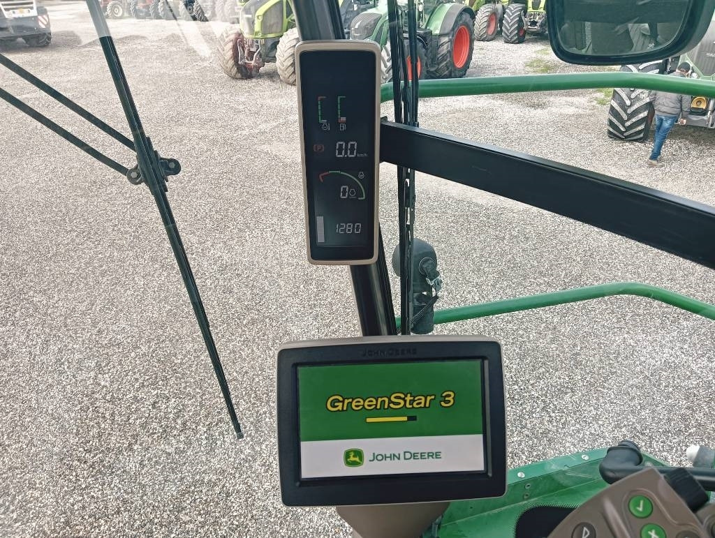 John Deere 8800 - 饲料收割机:图5 John Deere 8800 - 饲料收割机:图5