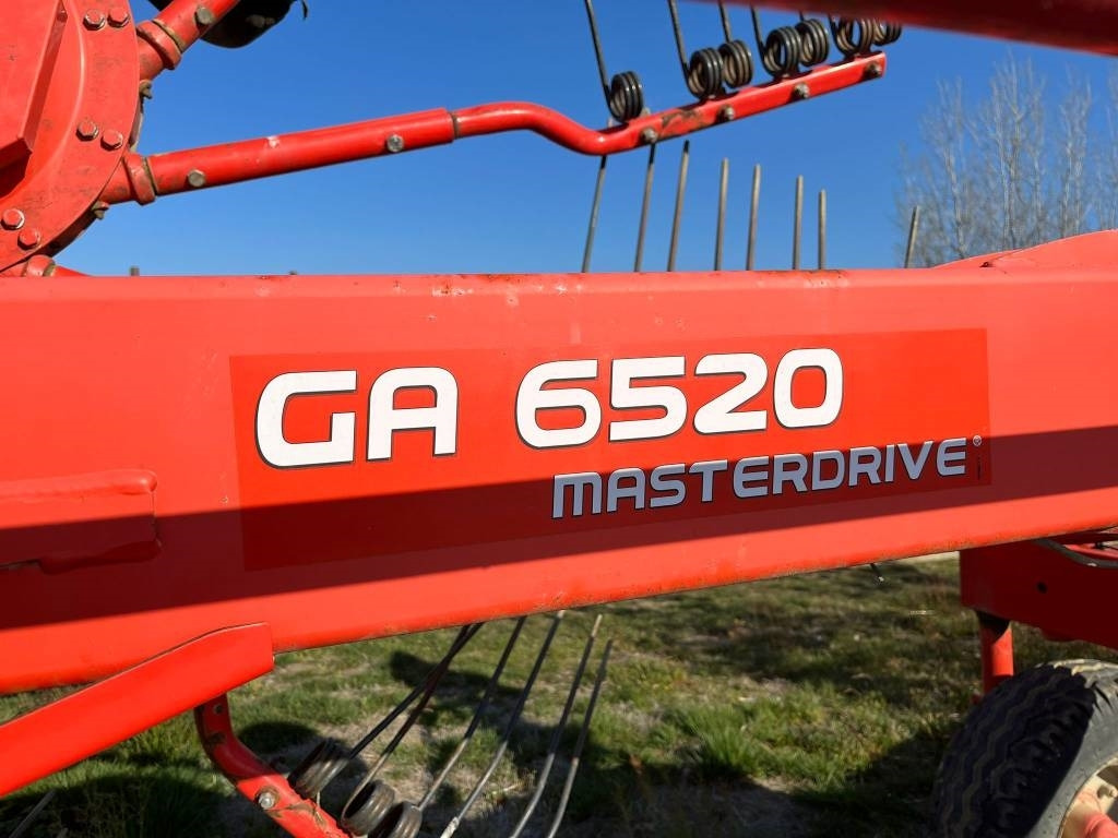 Kuhn 6520 - 翻草机/ 搂草机:图2 Kuhn 6520 - 翻草机/ 搂草机:图2
